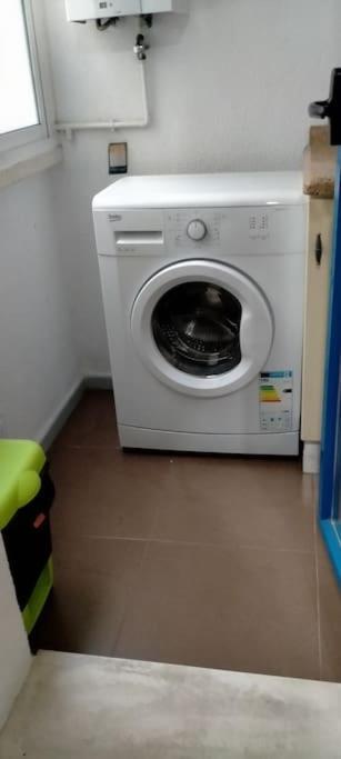 Junto estación tren y la playa, GARAJE INCLUIDO Apartamento Málaga Exterior foto