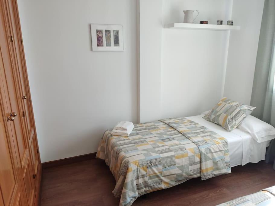 Junto estación tren y la playa, GARAJE INCLUIDO Apartamento Málaga Exterior foto