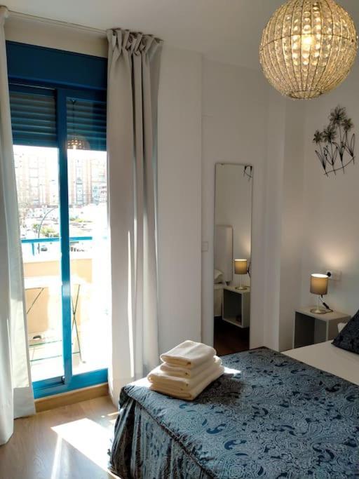 Junto estación tren y la playa, GARAJE INCLUIDO Apartamento Málaga Exterior foto