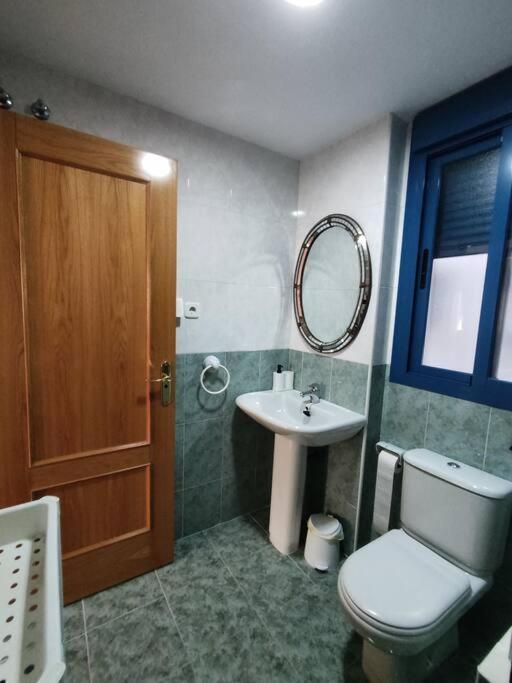 Junto estación tren y la playa, GARAJE INCLUIDO Apartamento Málaga Exterior foto