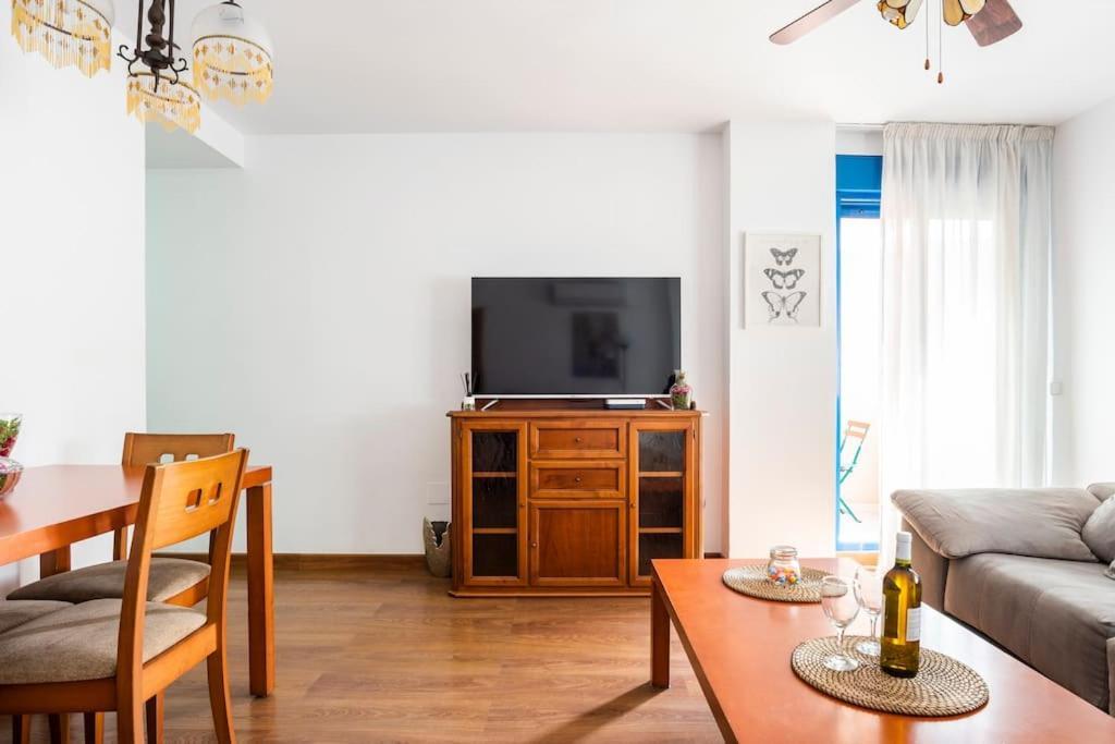 Junto estación tren y la playa, GARAJE INCLUIDO Apartamento Málaga Exterior foto